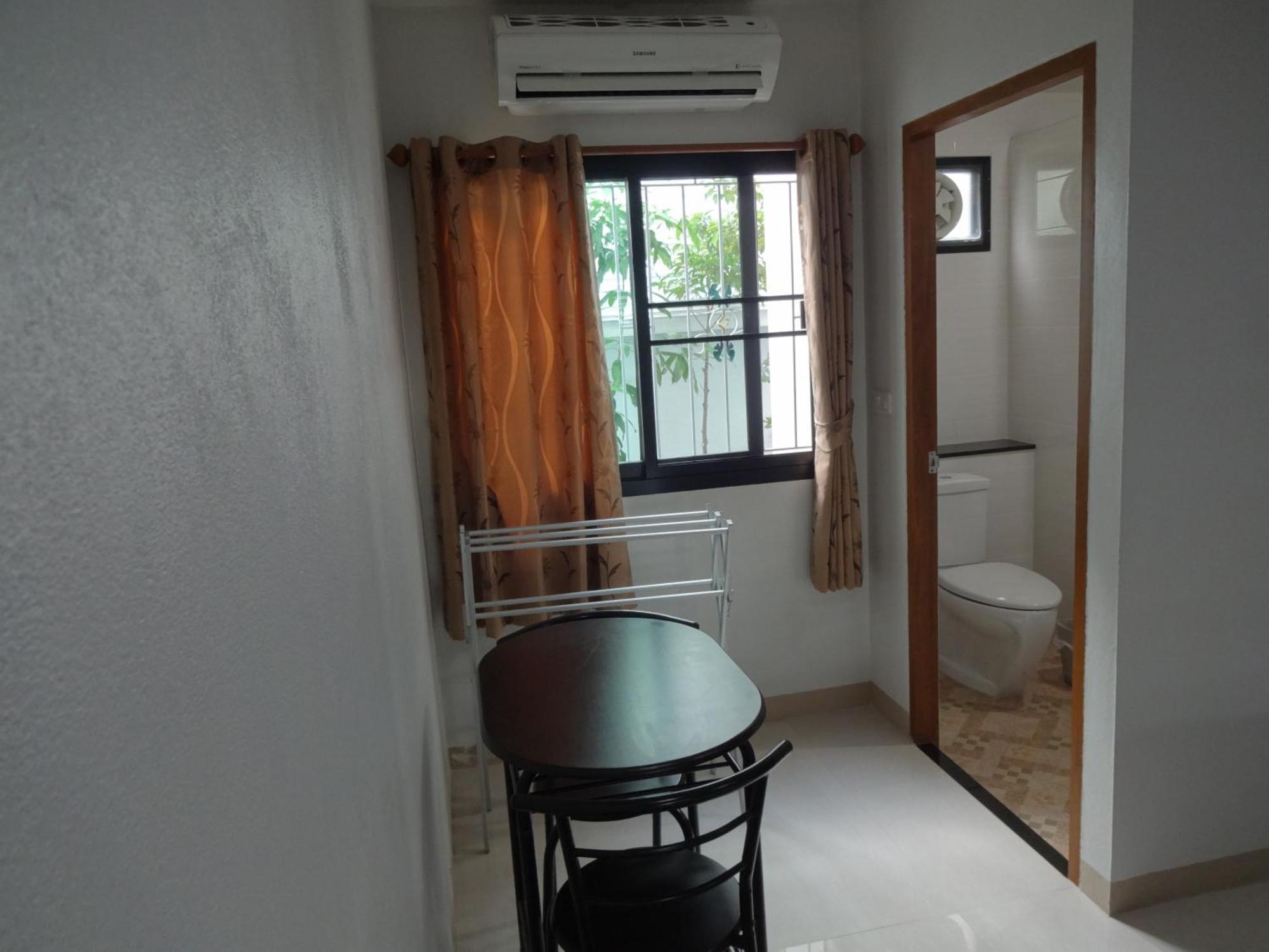 Rena House 招待所 清邁